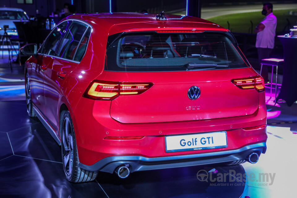 Volkswagen Golf GTI Mk8 (2022) Exterior
