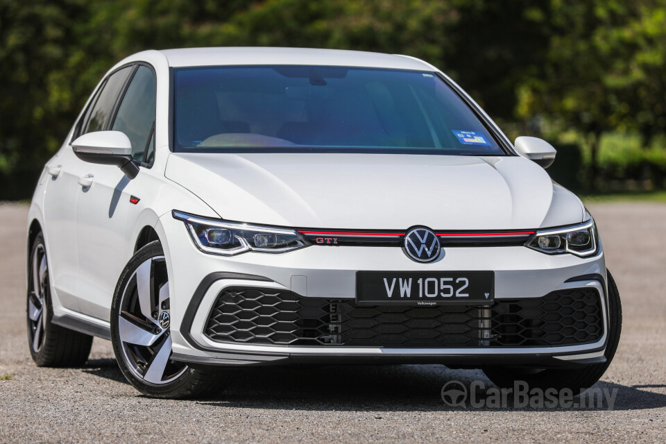 Volkswagen Golf GTI Mk8 (2022) Exterior