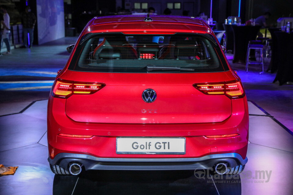Volkswagen Golf GTI Mk8 (2022) Exterior