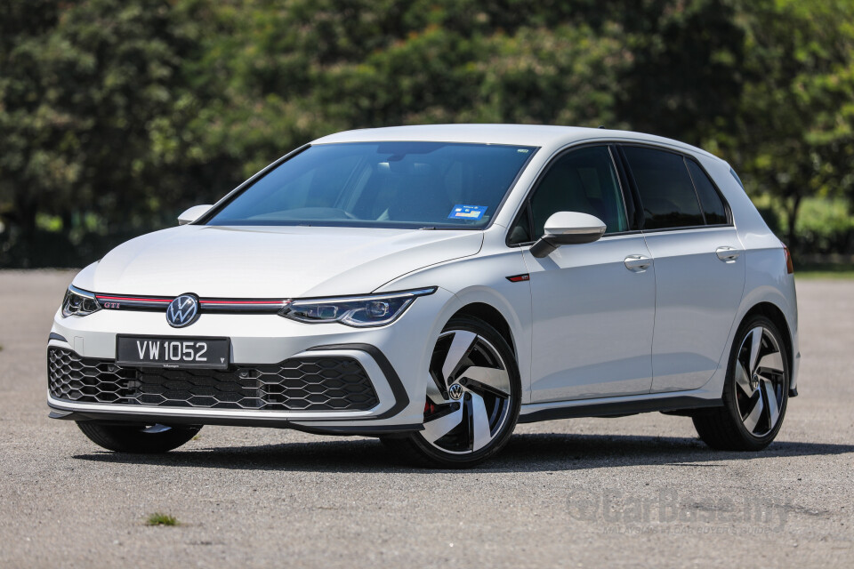 Volkswagen Golf GTI Mk8 (2022) Exterior