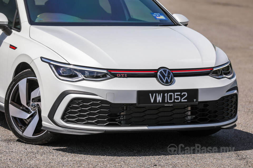 Volkswagen Golf GTI Mk8 (2022) Exterior
