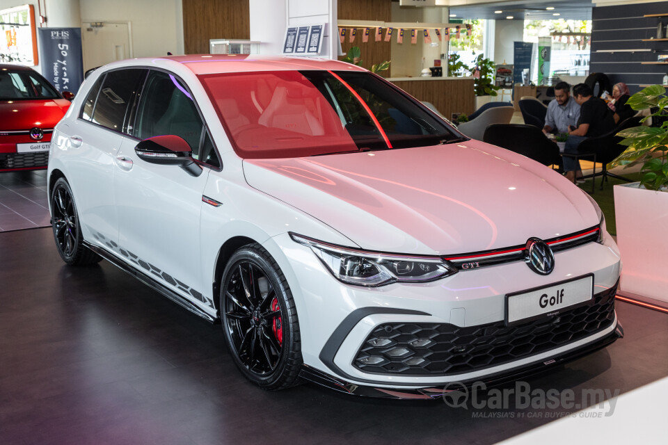 Volkswagen Golf GTI Mk8 (2022) Exterior