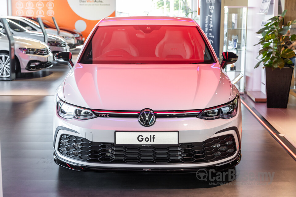 Volkswagen Golf GTI Mk8 (2022) Exterior