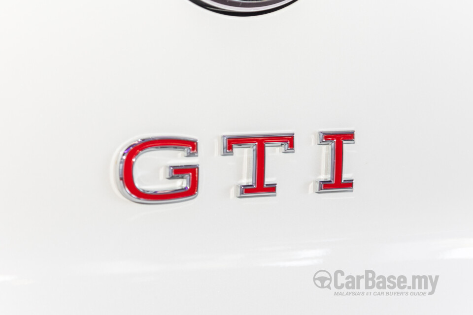 Volkswagen Golf GTI Mk8 (2022) Exterior