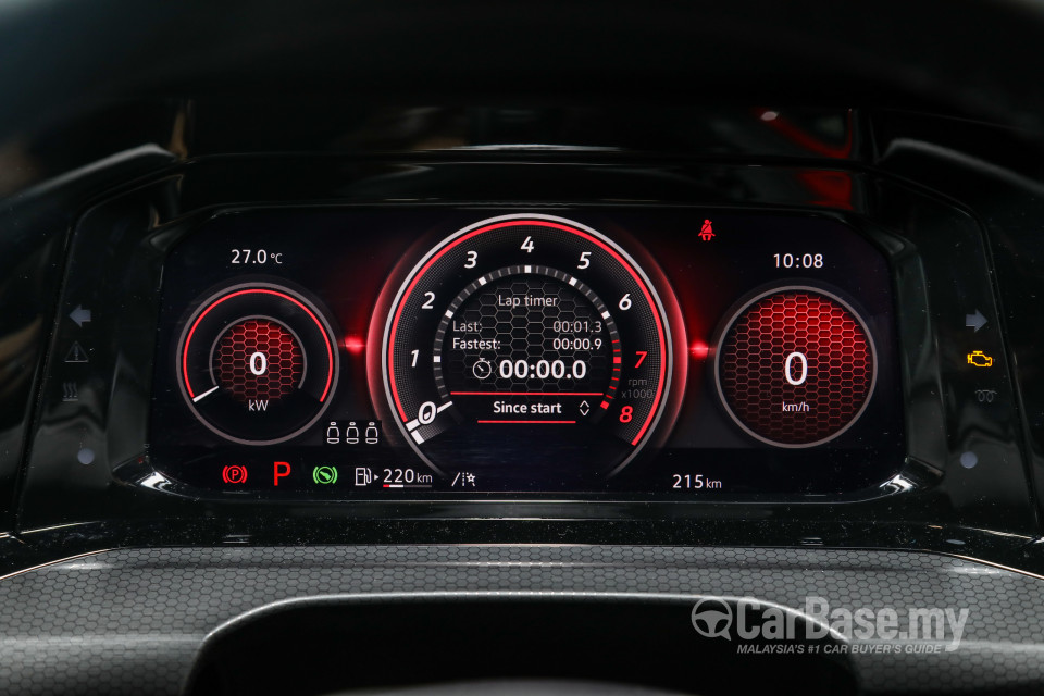 Volkswagen Golf GTI Mk8 (2022) Interior