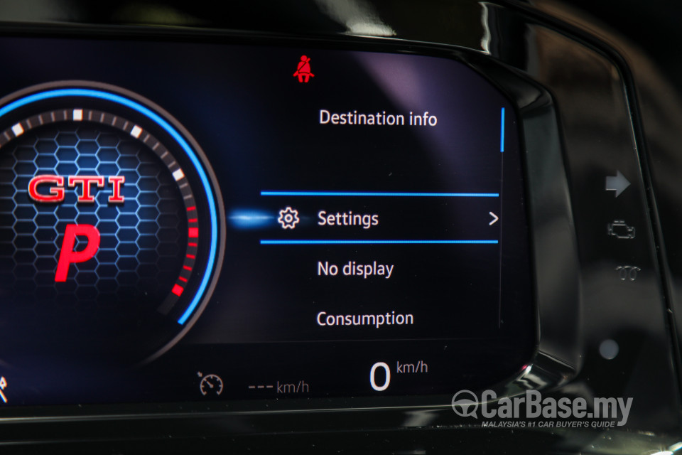 Volkswagen Golf GTI Mk8 (2022) Interior