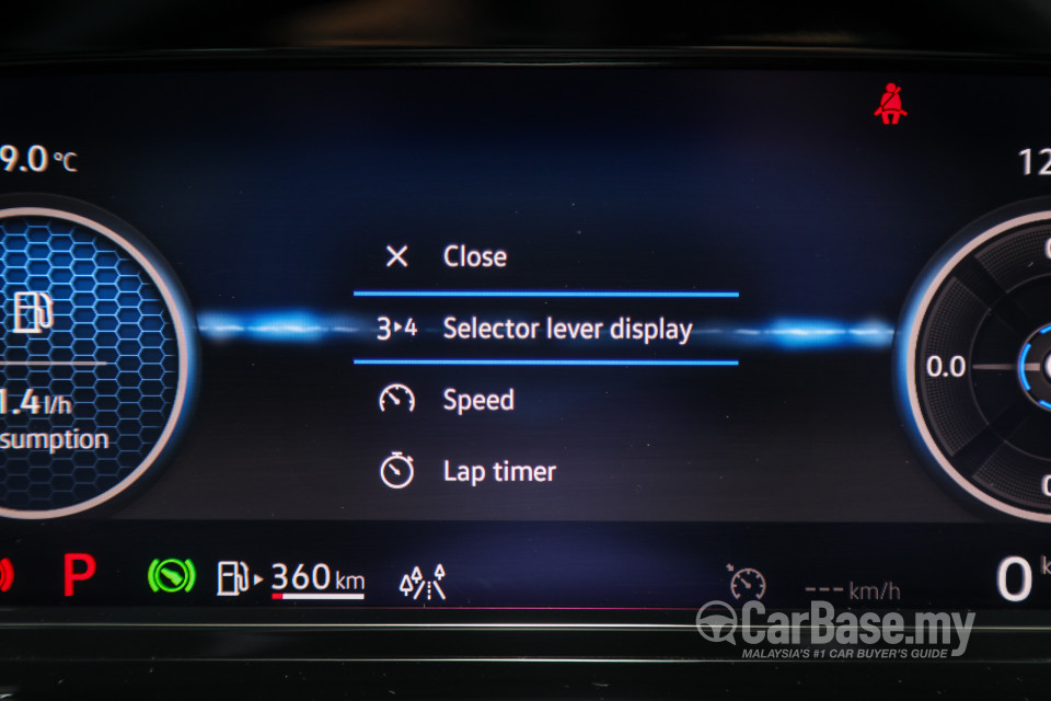 Volkswagen Golf GTI Mk8 (2022) Interior