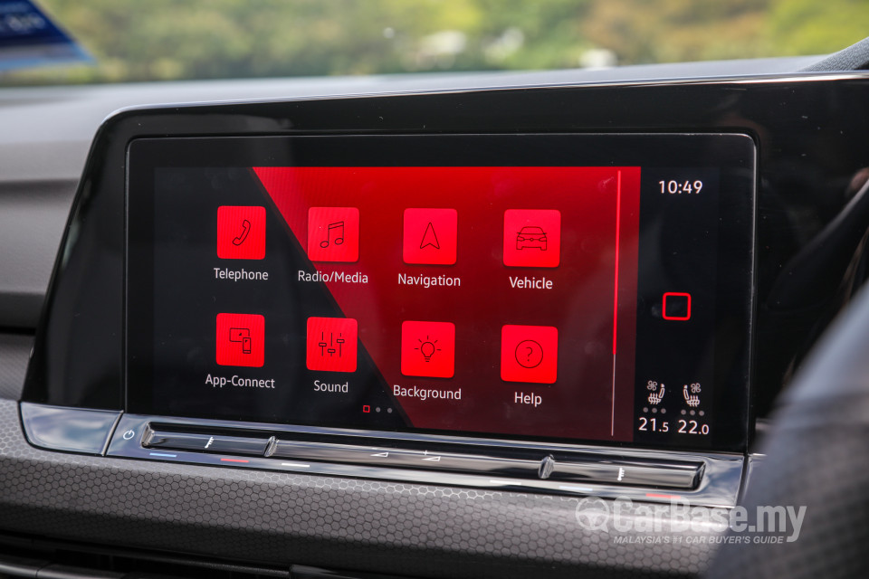 Volkswagen Golf GTI Mk8 (2022) Interior