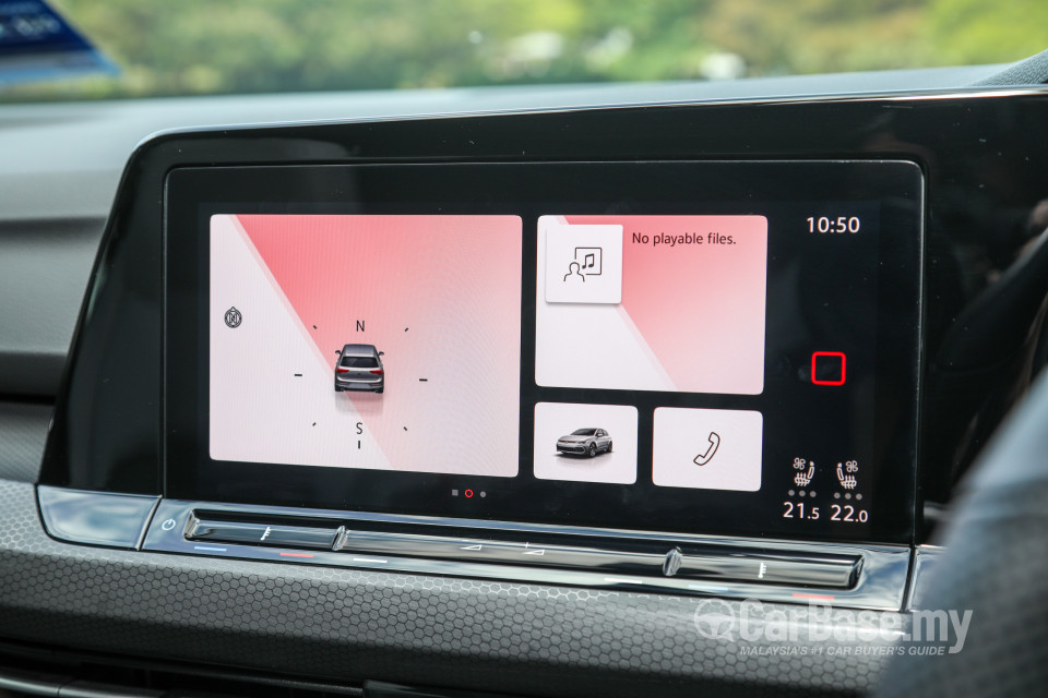 Volkswagen Golf GTI Mk8 (2022) Interior