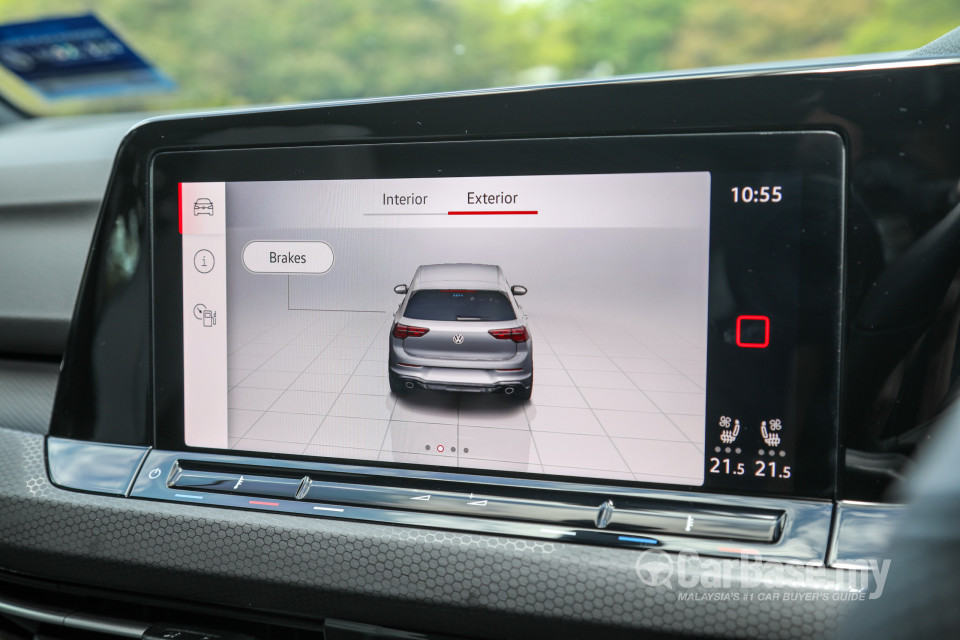 Volkswagen Golf GTI Mk8 (2022) Interior