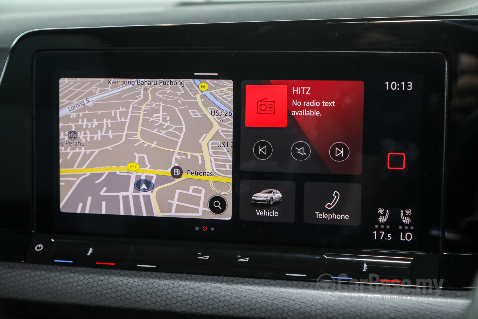 Volkswagen Golf GTI Mk8 (2022) Interior