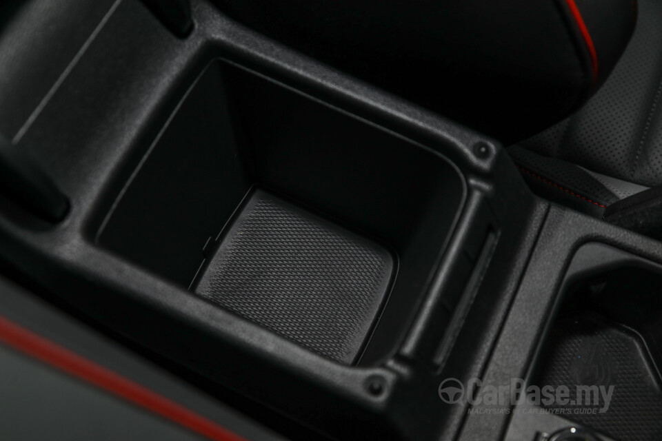 Volkswagen Golf GTI Mk8 (2022) Interior