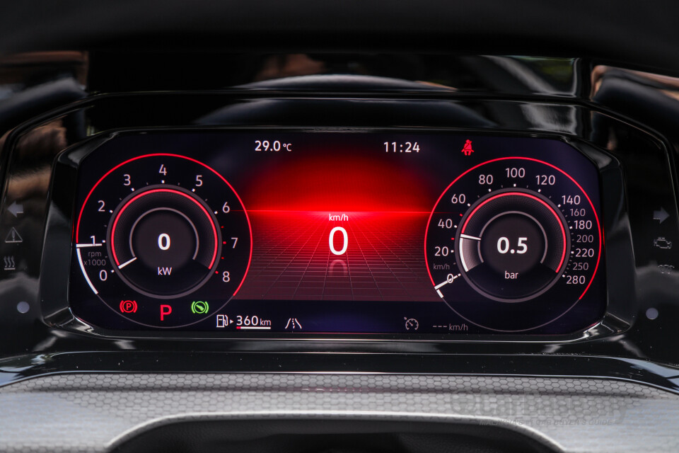 Volkswagen Golf GTI Mk8 (2022) Interior