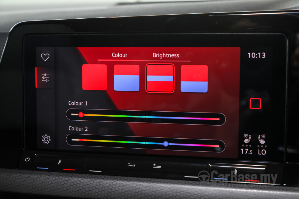 Volkswagen Golf GTI Mk8 (2022) Interior