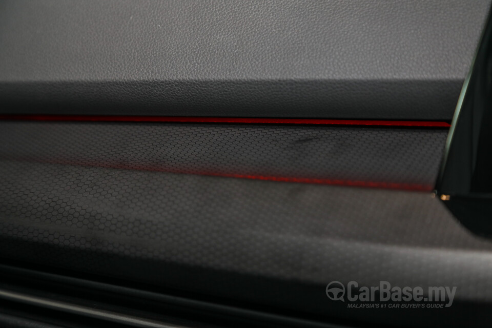 Volkswagen Golf GTI Mk8 (2022) Interior