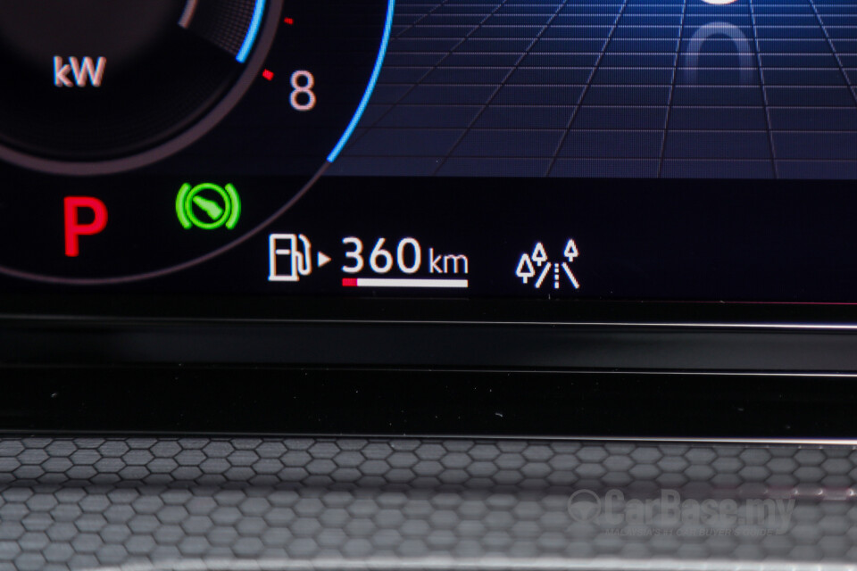 Volkswagen Golf GTI Mk8 (2022) Interior