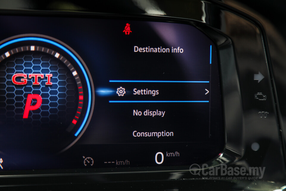 Volkswagen Golf GTI Mk8 (2022) Interior
