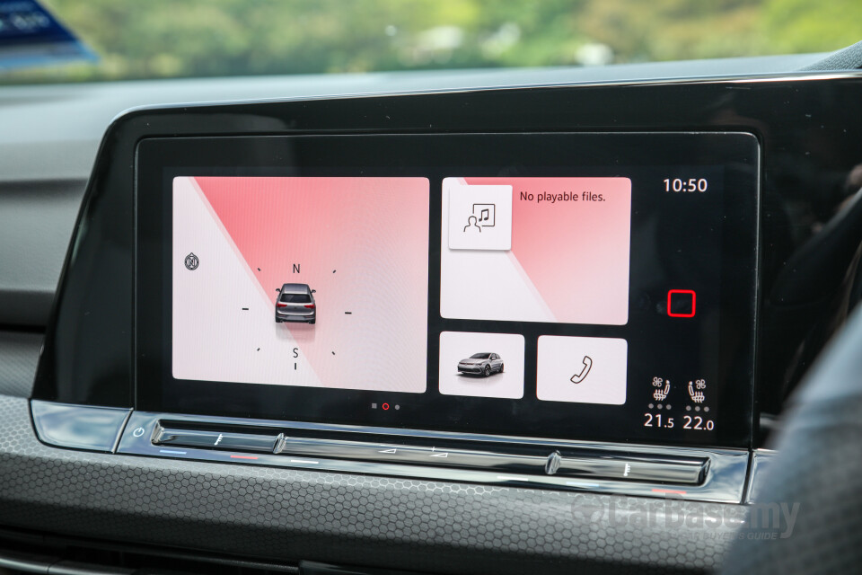 Volkswagen Golf GTI Mk8 (2022) Interior