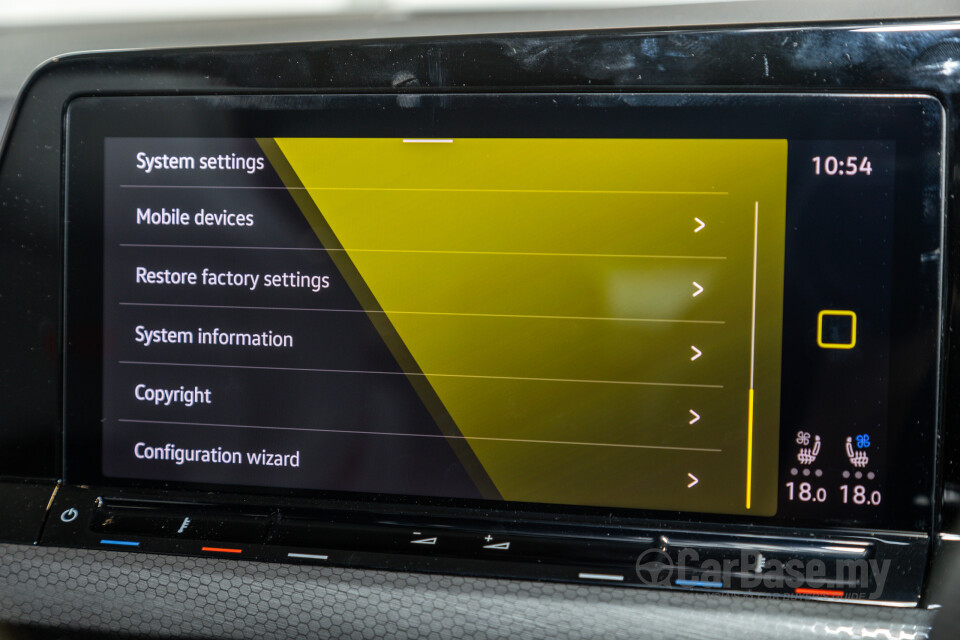 Volkswagen Golf GTI Mk8 (2022) Interior