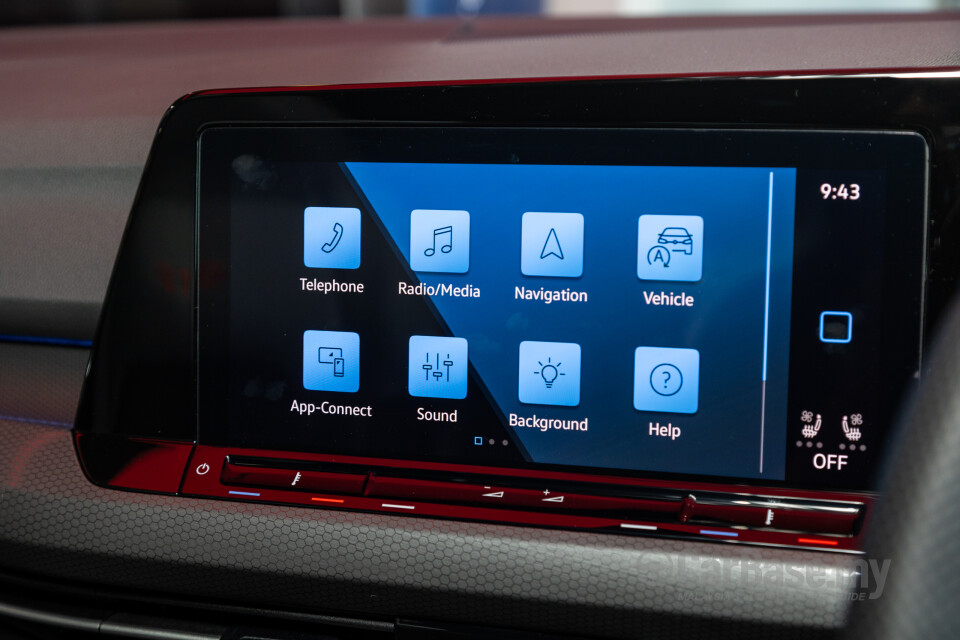 Volkswagen Golf GTI Mk8 (2022) Interior