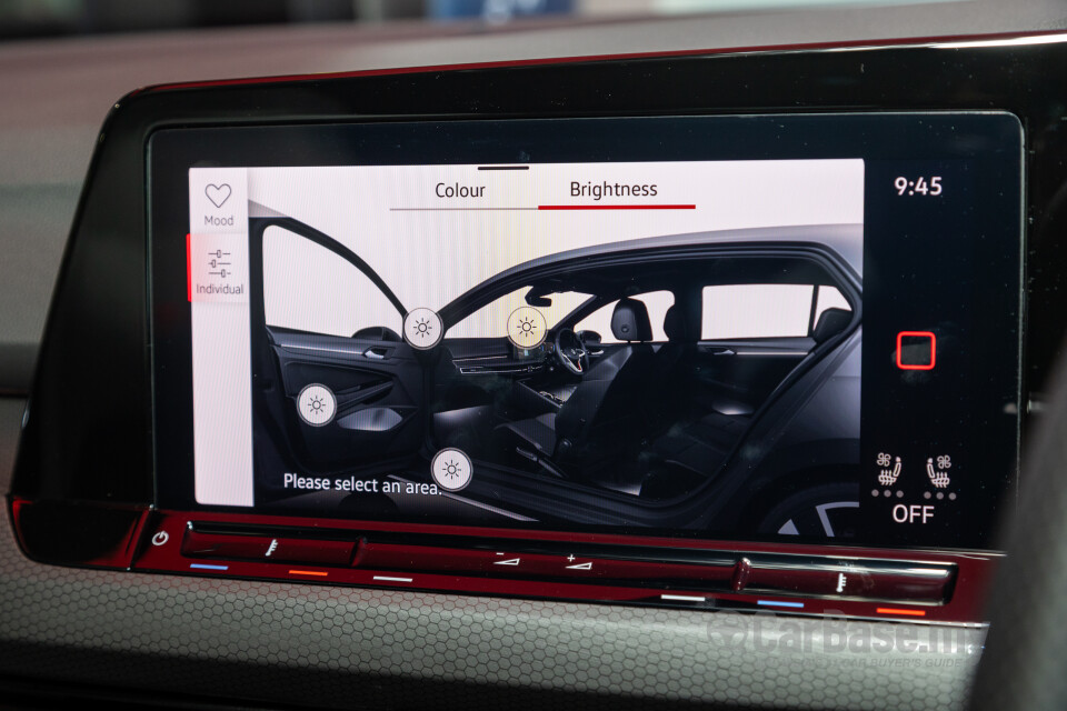 Volkswagen Golf GTI Mk8 (2022) Interior