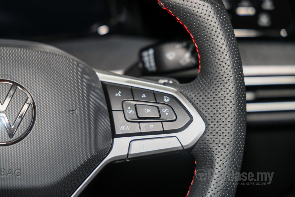 Volkswagen Golf GTI Mk8.5 (2025) Interior