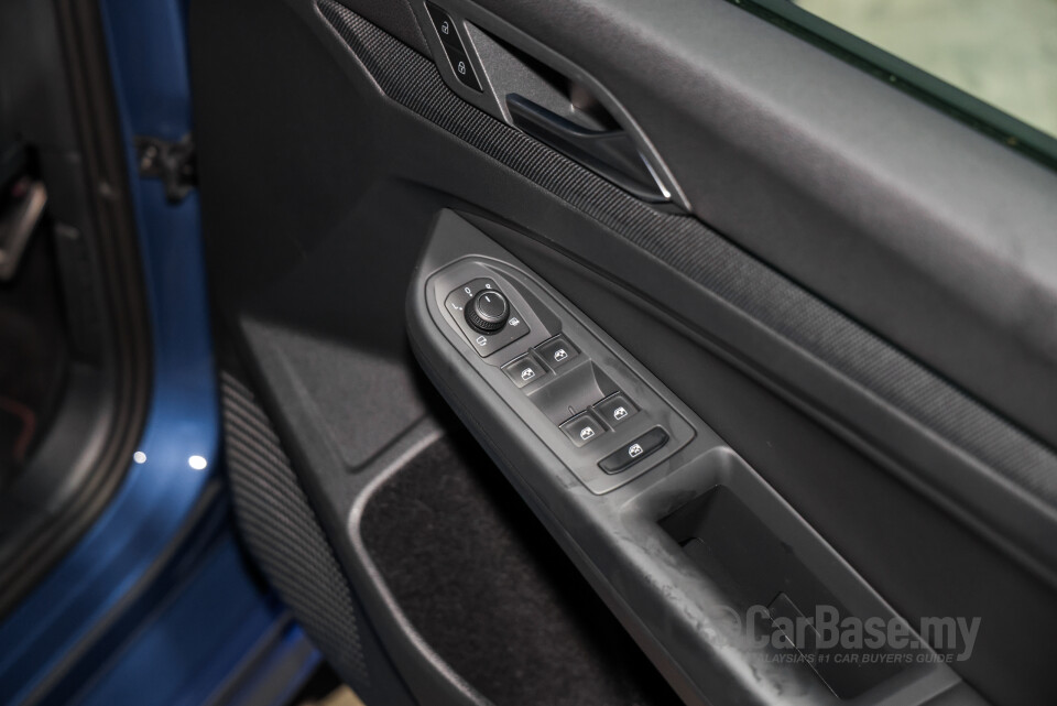 Volkswagen Golf GTI Mk8.5 (2025) Interior