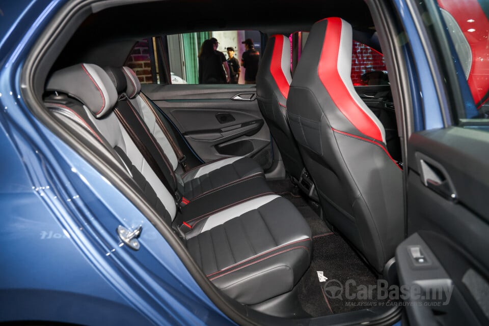 Volkswagen Golf GTI Mk8.5 (2025) Interior