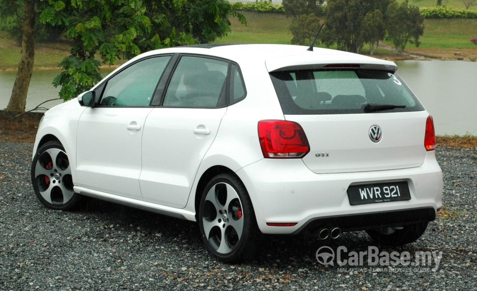 Volkswagen Polo GTI Mk5 (2011) Exterior