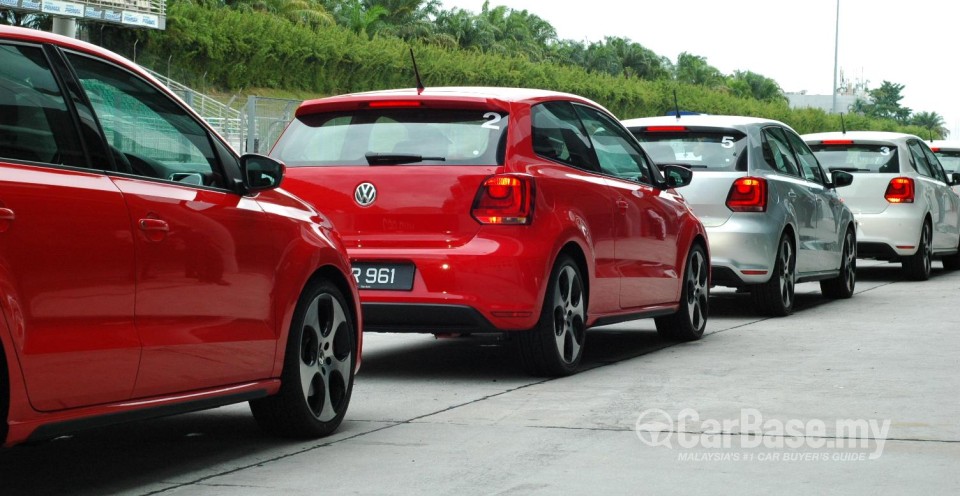 Volkswagen Polo GTI Mk5 (2011) Exterior