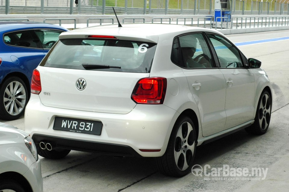 Volkswagen Polo GTI Mk5 (2011) Exterior