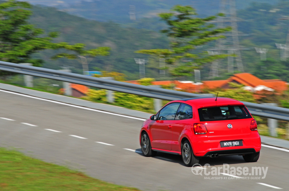 Volkswagen Polo GTI Mk5 (2011) Exterior