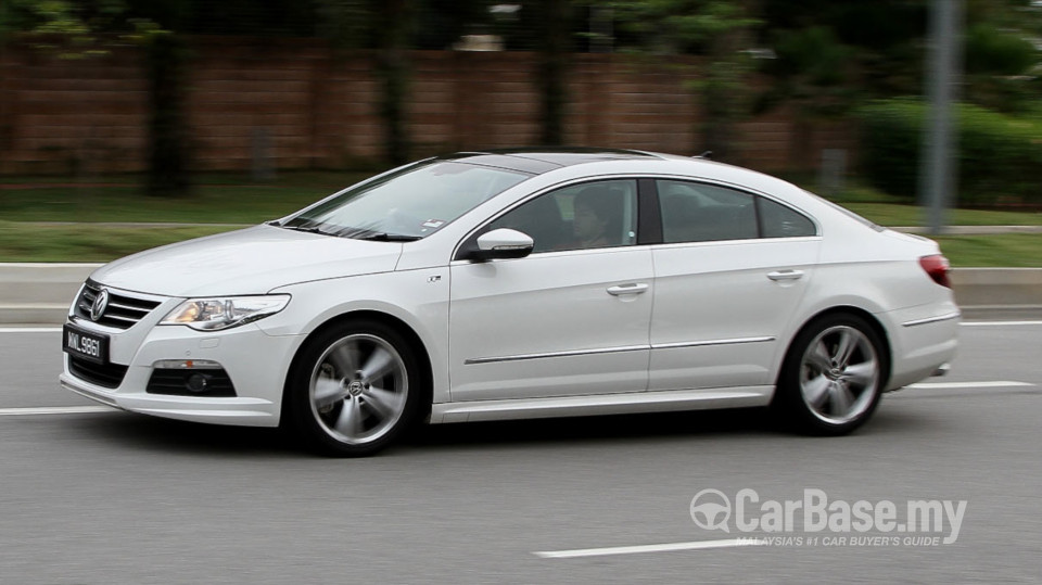 Volkswagen Passat CC R-Line Mk1 (2012) Exterior