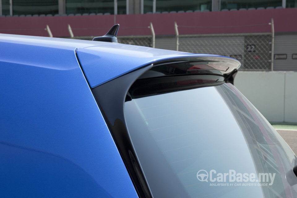 Volkswagen Golf R Mk7 R (2014) Exterior