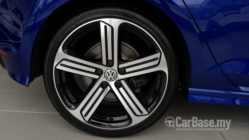 Volkswagen Golf R Mk7 R (2014) Exterior