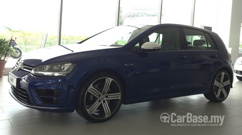 Volkswagen Golf R Mk7 R (2014) Exterior