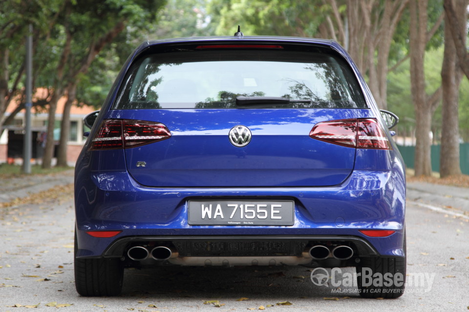 Volkswagen Golf R Mk7 R (2014) Exterior
