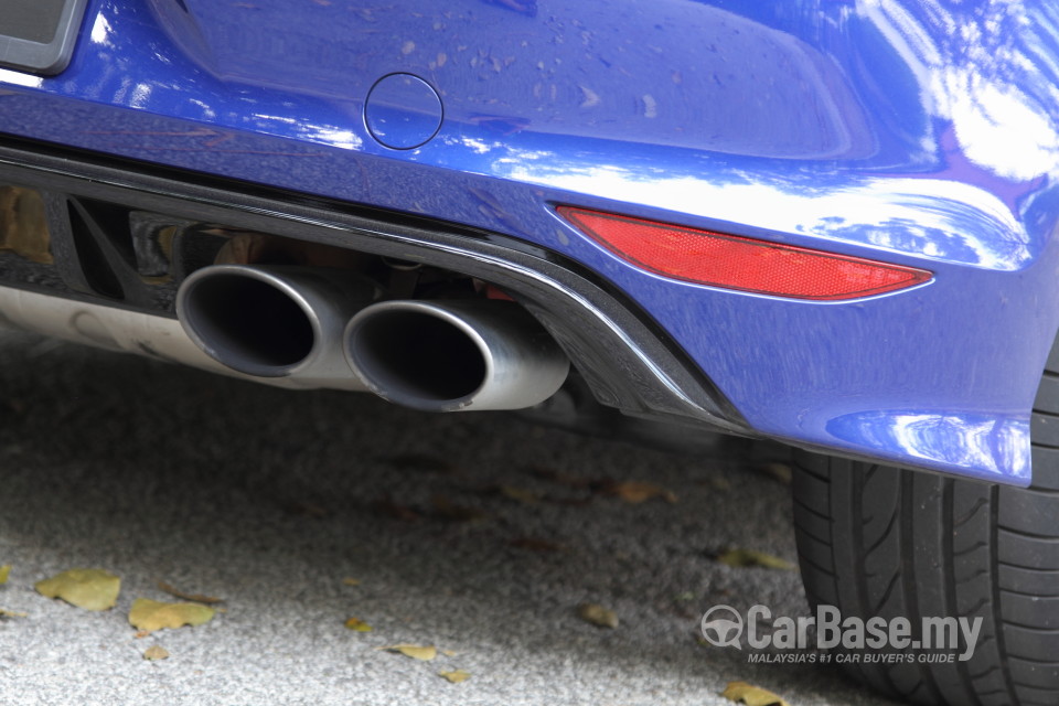 Volkswagen Golf R Mk7 R (2014) Exterior