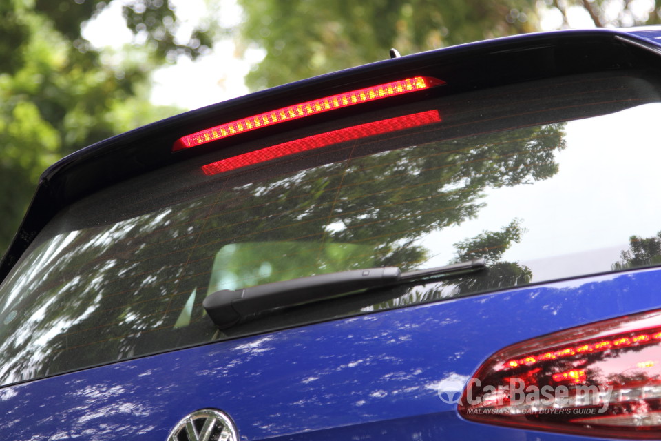 Volkswagen Golf R Mk7 R (2014) Exterior