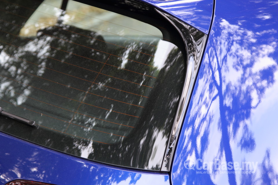 Volkswagen Golf R Mk7 R (2014) Exterior