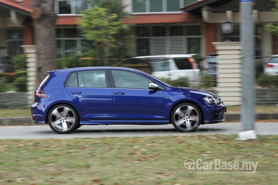 Volkswagen Golf R Mk7 R (2014) Exterior