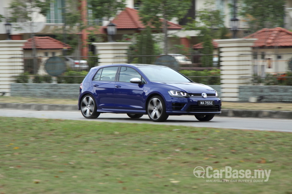 Volkswagen Golf R Mk7 R (2014) Exterior