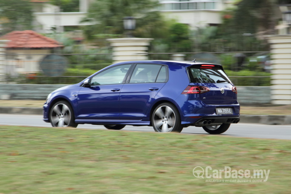 Volkswagen Golf R Mk7 R (2014) Exterior