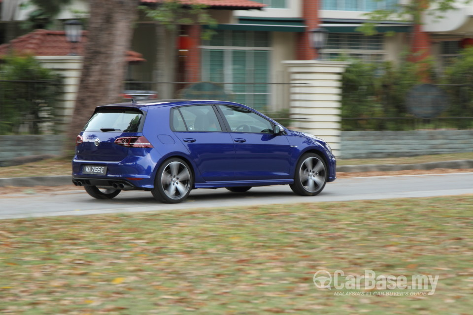 Volkswagen Golf R Mk7 R (2014) Exterior