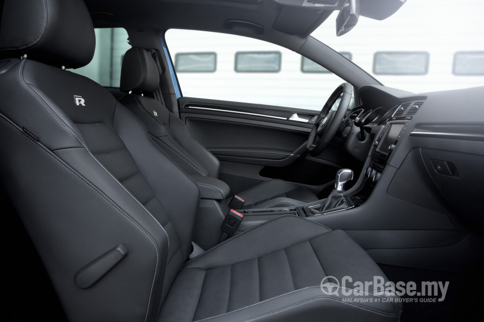 Volkswagen Golf R Mk7 R (2014) Interior