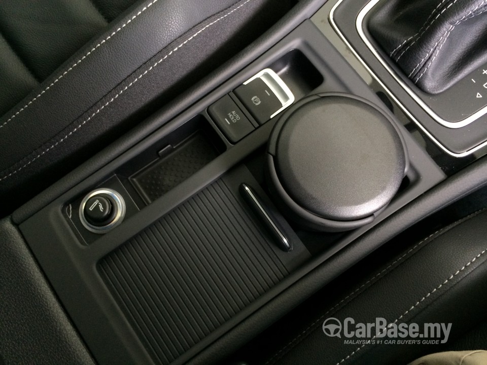 Volkswagen Golf R Mk7 R (2014) Interior