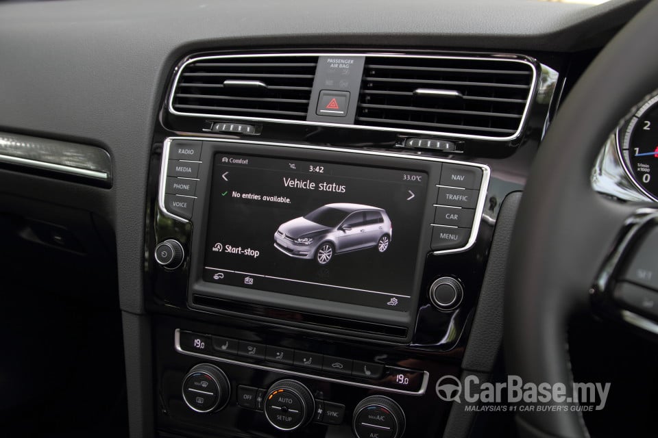 Volkswagen Golf R Mk7 R (2014) Interior