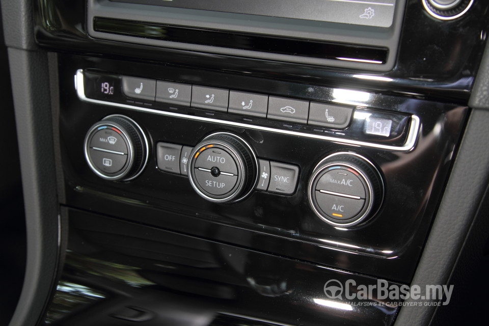 Volkswagen Golf R Mk7 R (2014) Interior