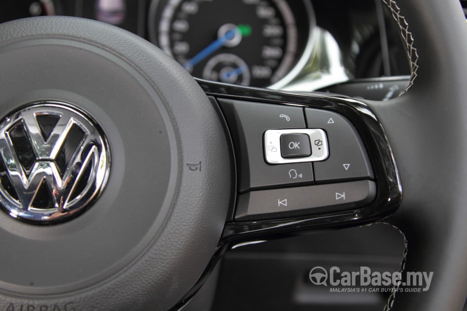 Volkswagen Golf R Mk7 R (2014) Interior