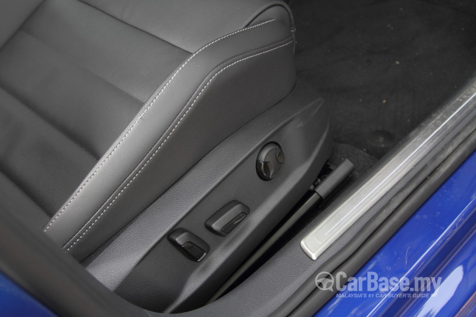Volkswagen Golf R Mk7 R (2014) Interior